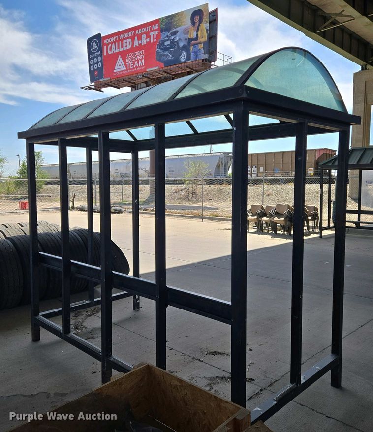 image for item EO0758 Bus stop shelter