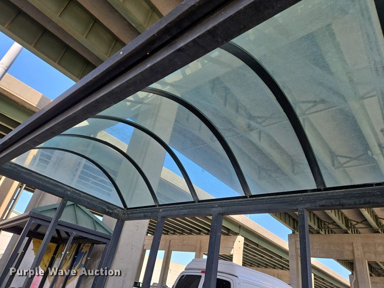 image for item EO0758 Bus stop shelter