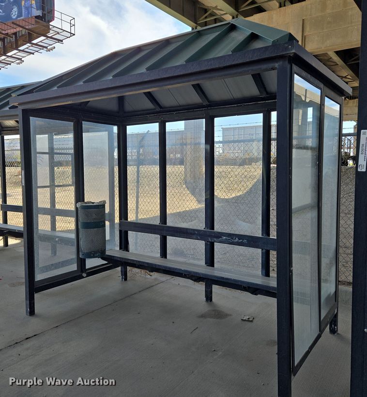 image for item EO0759 Bus stop shelter