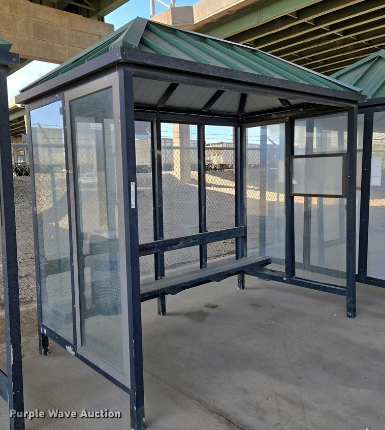 image for item EO0759 Bus stop shelter