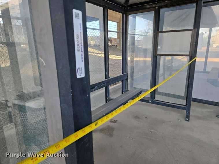 image for item EO0759 Bus stop shelter