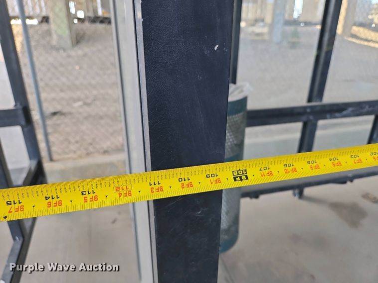 image for item EO0759 Bus stop shelter