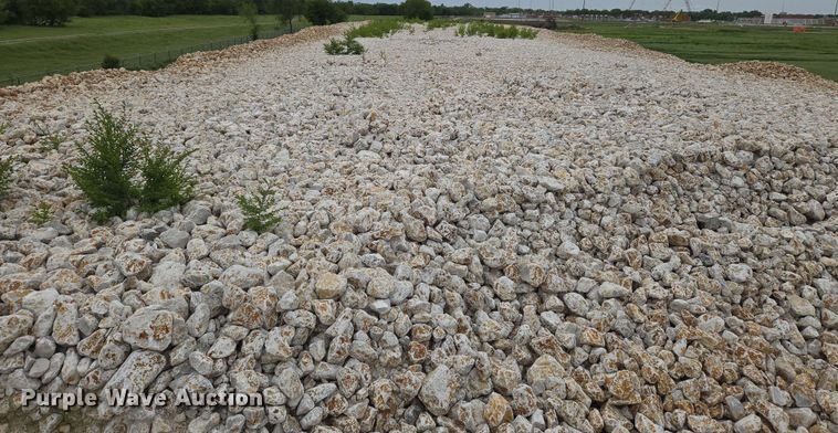 image for item EO0781 Ditch liner stone