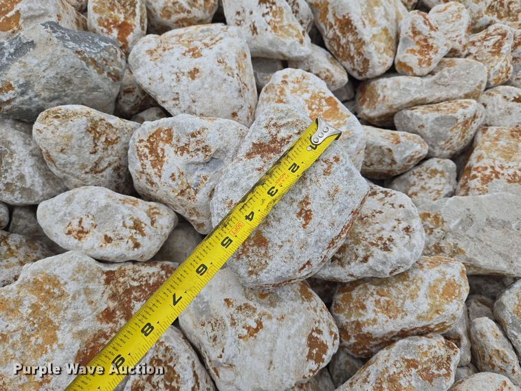 image for item EO0781 Ditch liner stone