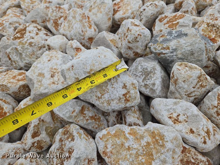 image for item EO0781 Ditch liner stone