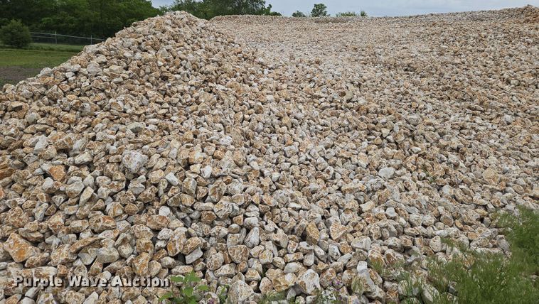 image for item EO0781 Ditch liner stone