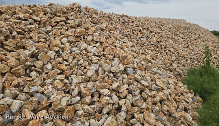 image for item EO0781 Ditch liner stone