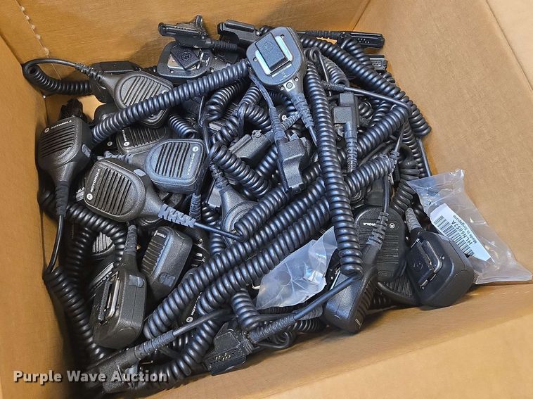 image for item EO0783 Approximately 150 Motorola radios