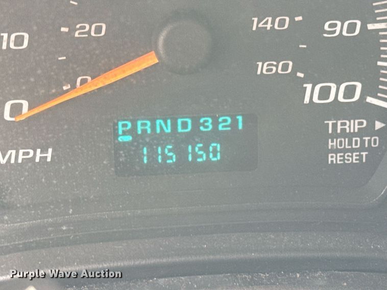 image for item EQ1311 2005 Chevrolet Express 3500 van