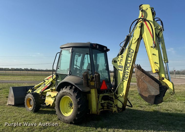 image for item EQ1314 2001 New Holland LB75B backhoe