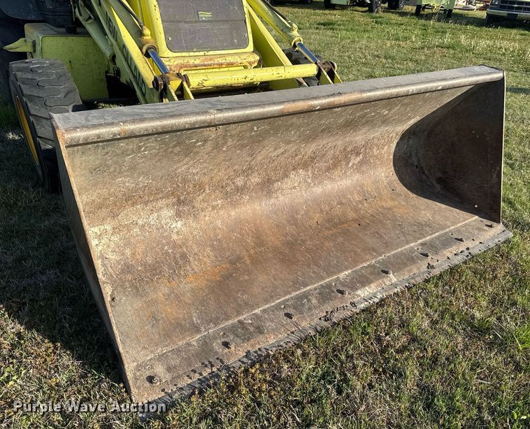 image for item EQ1314 2001 New Holland LB75B backhoe