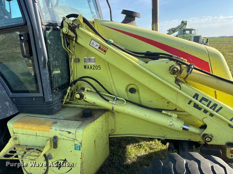 image for item EQ1314 2001 New Holland LB75B backhoe