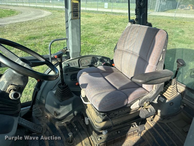 image for item EQ1314 2001 New Holland LB75B backhoe