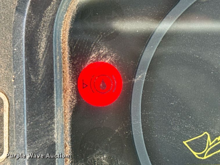 image for item EQ1314 2001 New Holland LB75B backhoe