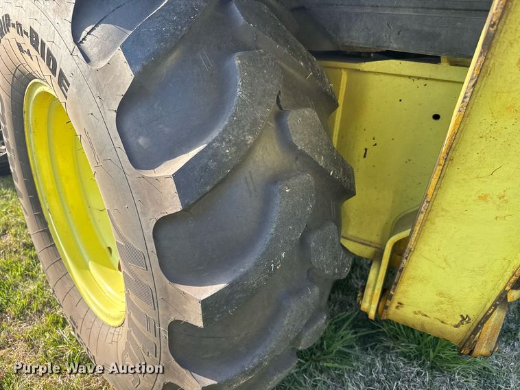 image for item EQ1314 2001 New Holland LB75B backhoe