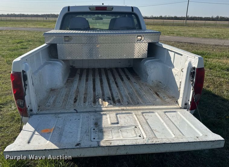 image for item EQ1315 2006 Chevrolet Colorado Crew Cab pickup truck