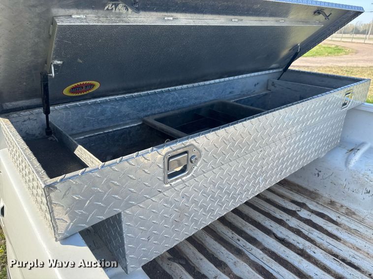 image for item EQ1315 2006 Chevrolet Colorado Crew Cab pickup truck