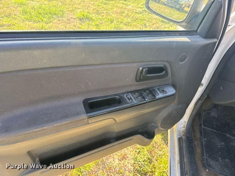 image for item EQ1315 2006 Chevrolet Colorado Crew Cab pickup truck