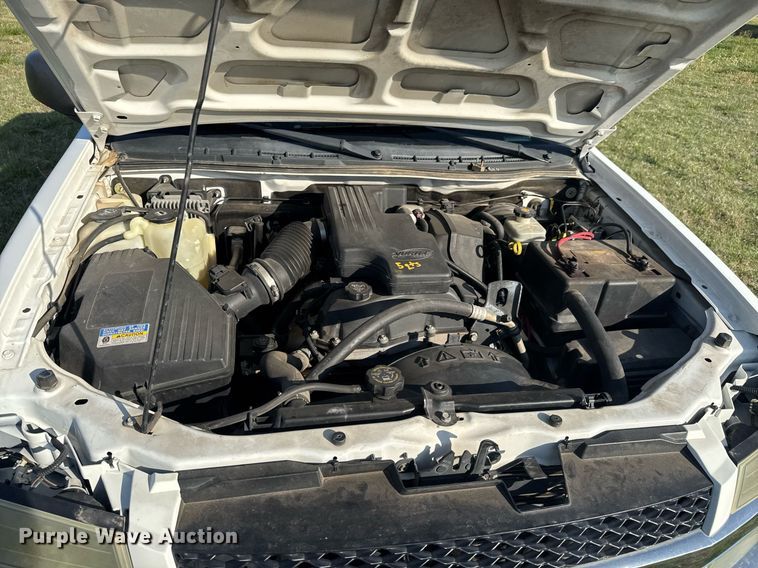 image for item EQ1315 2006 Chevrolet Colorado Crew Cab pickup truck