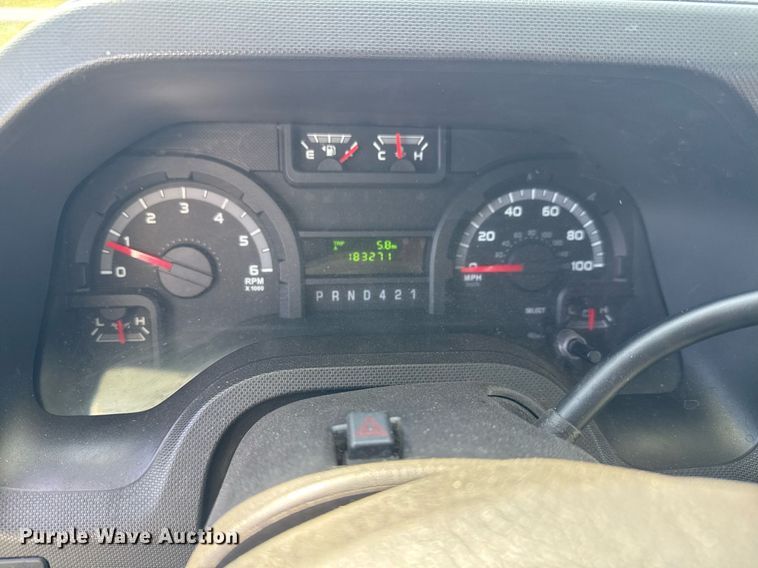 image for item EQ1316 2016 Eldorado Aerotech E450 shuttle bus