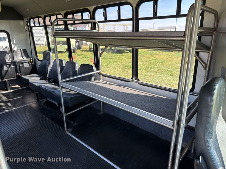 image for item EQ1316 2016 Eldorado Aerotech E450 shuttle bus