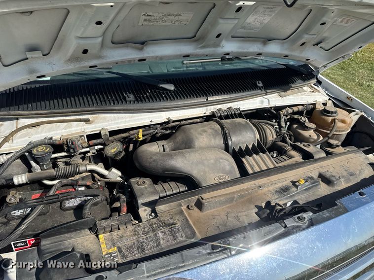 image for item EQ1316 2016 Eldorado Aerotech E450 shuttle bus