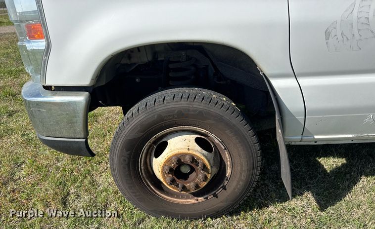 image for item EQ1316 2016 Eldorado Aerotech E450 shuttle bus