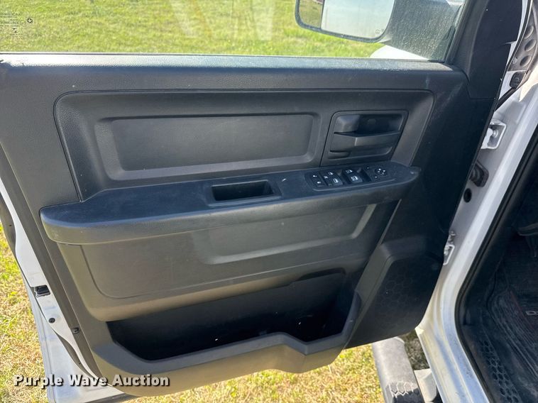 image for item EQ1320 2018 Dodge Ram 1500 Crew Cab pickup truck