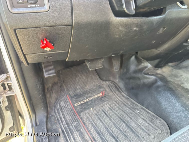 image for item EQ1320 2018 Dodge Ram 1500 Crew Cab pickup truck