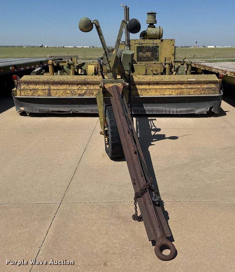 image for item EQ1325 1986 Sicard SW112RM sweeper