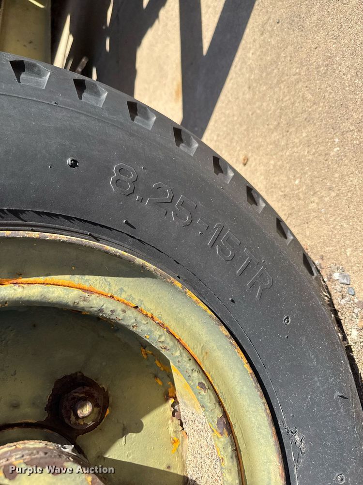 image for item EQ1325 1986 Sicard SW112RM sweeper