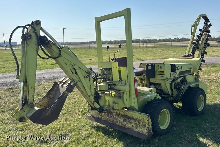 image for item EQ1326 1985 Case 30 + 4 trencher