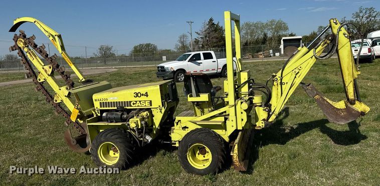 image for item EQ1326 1985 Case 30 + 4 trencher