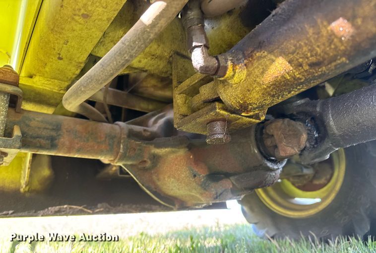 image for item EQ1326 1985 Case 30 + 4 trencher