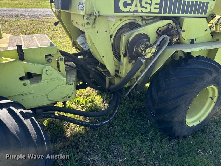 image for item EQ1326 1985 Case 30 + 4 trencher