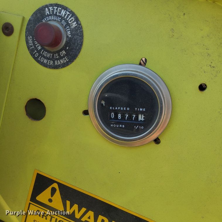 image for item EQ1326 1985 Case 30 + 4 trencher