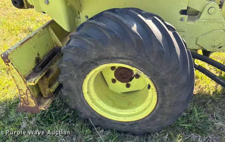 image for item EQ1326 1985 Case 30 + 4 trencher