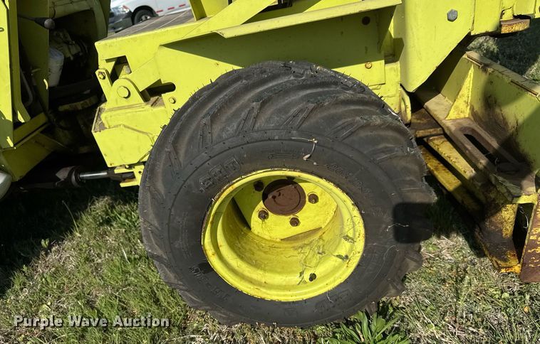 image for item EQ1326 1985 Case 30 + 4 trencher