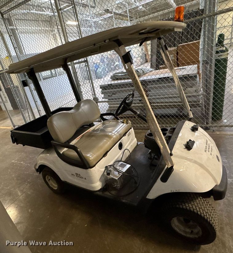 image for item EQ1328 2007 Yamaha YDRE golf cart