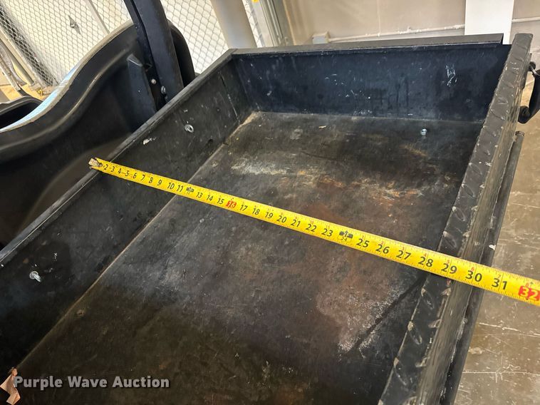 image for item EQ1328 2007 Yamaha YDRE golf cart