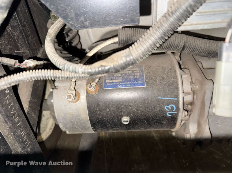 image for item EQ1328 2007 Yamaha YDRE golf cart