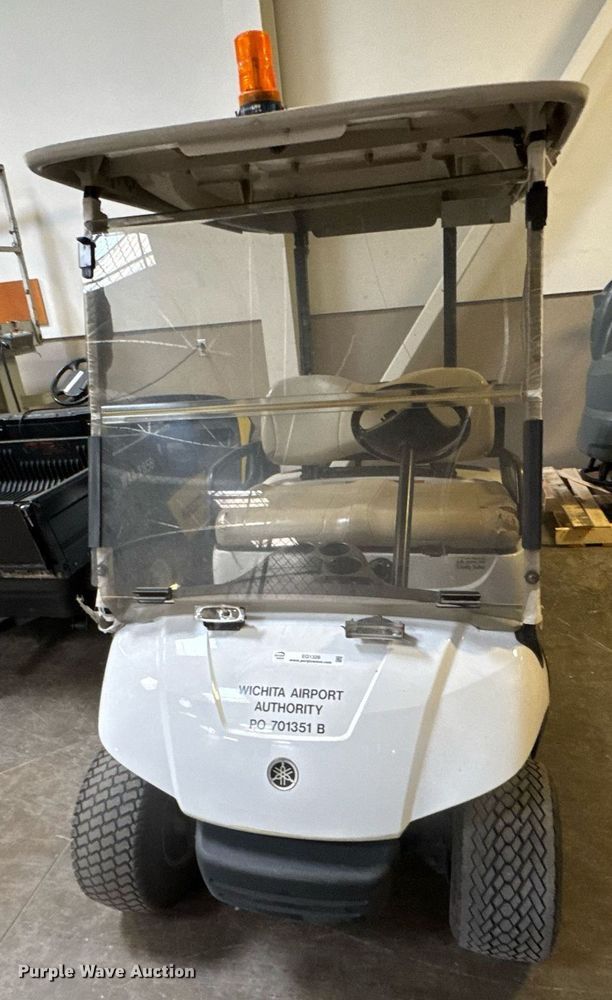 image for item EQ1329 2007 Yamaha YDRE golf cart