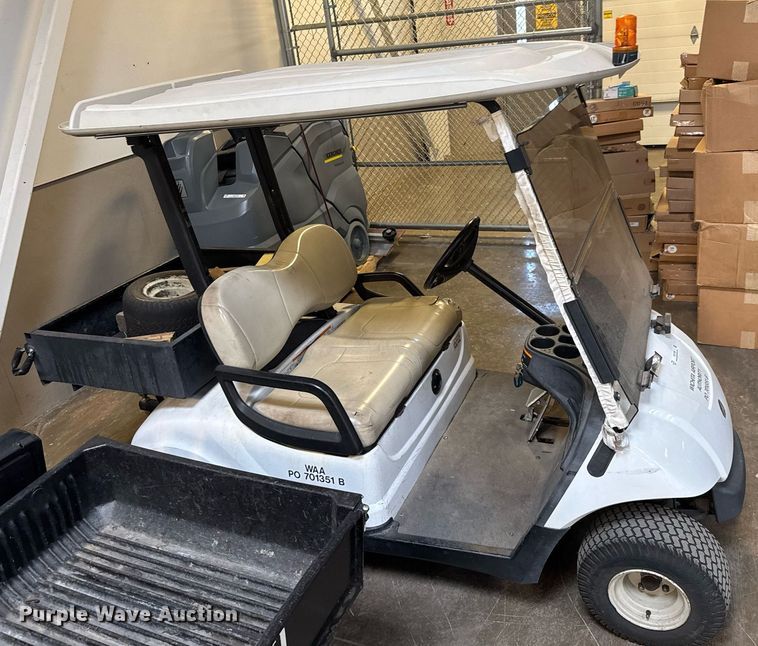 image for item EQ1329 2007 Yamaha YDRE golf cart