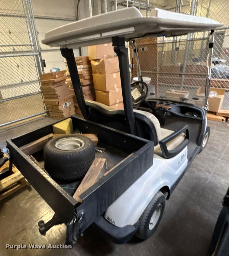 image for item EQ1329 2007 Yamaha YDRE golf cart