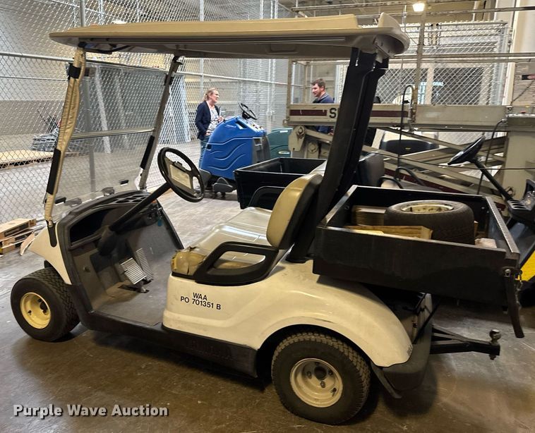 image for item EQ1329 2007 Yamaha YDRE golf cart