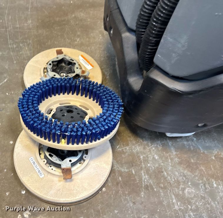 image for item EQ1330 Windsor Chariot 3 iScrub 26 floor scrubber