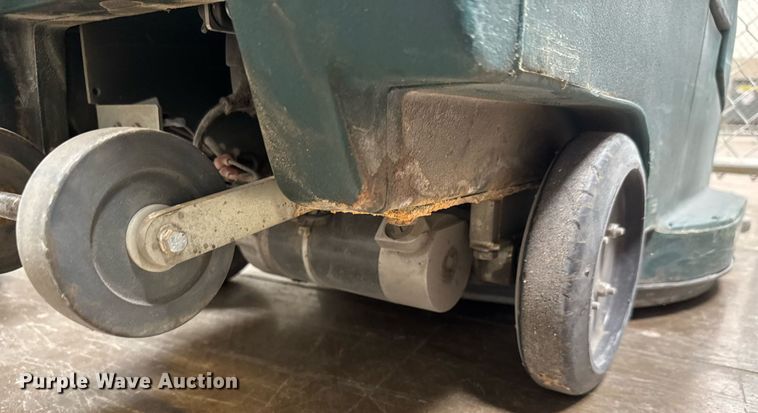 image for item EQ1332 Nobles SpeedGleam Plus 612966 floor scrubber