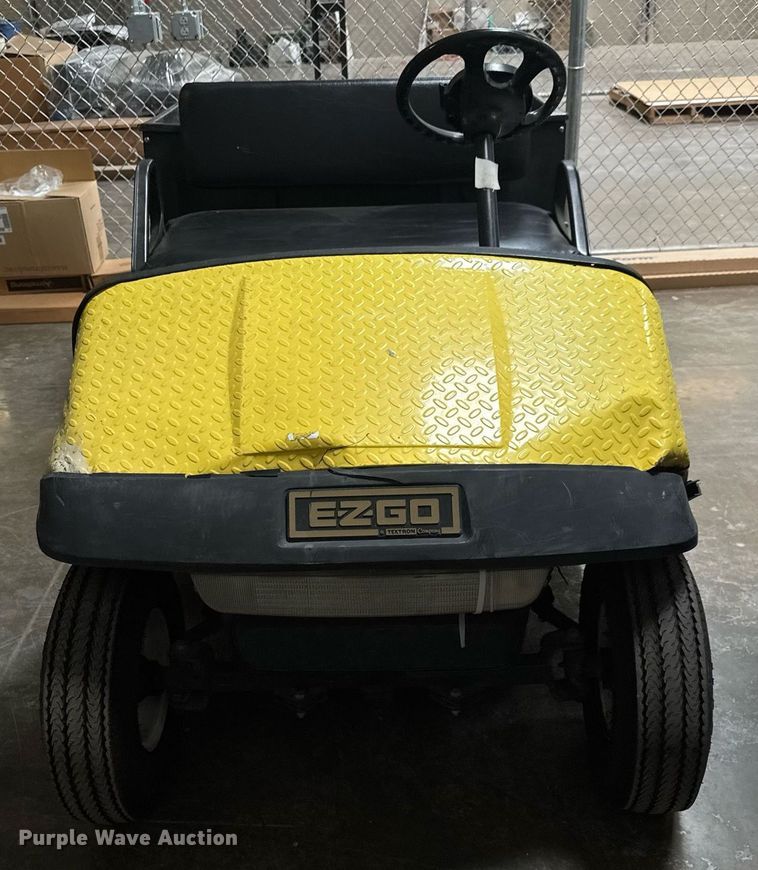 image for item EQ1334 2001 E-Z-Go Workhorse golf cart
