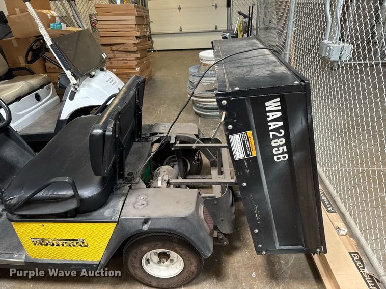 image for item EQ1334 2001 E-Z-Go Workhorse golf cart