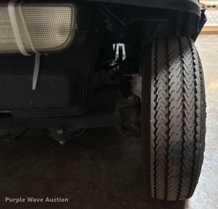 image for item EQ1334 2001 E-Z-Go Workhorse golf cart